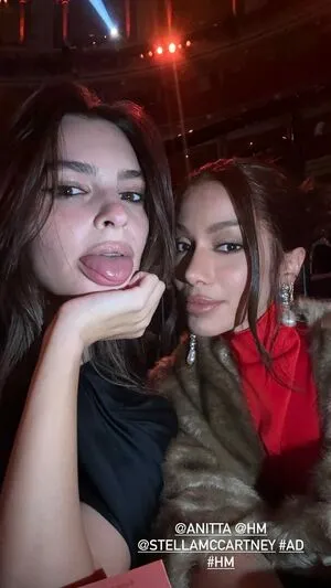 Emily Ratajkowski OnlyFans Leaked Free Thumbnail Picture - #n7stnwEiLc