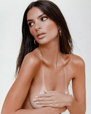Emily Ratajkowski OnlyFans Leaked Free Thumbnail Picture - #nDtTlfHqGt