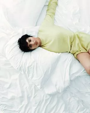 Emily Ratajkowski OnlyFans Leaked Free Thumbnail Picture - #nQE8NgP9kr