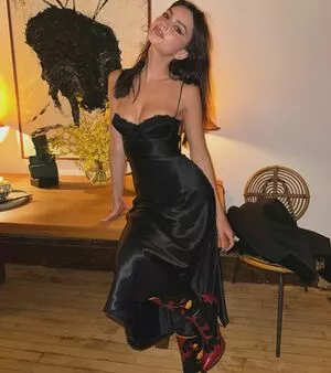 Emily Ratajkowski OnlyFans Leaked Free Thumbnail Picture - #nTzwhmdTFu