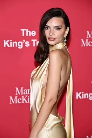 Emily Ratajkowski OnlyFans Leaked Free Thumbnail Picture - #nqOcBBZO9G