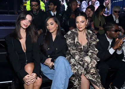 Emily Ratajkowski OnlyFans Leaked Free Thumbnail Picture - #oT5pk8n0YQ