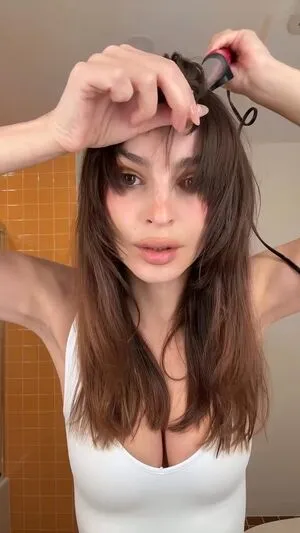 Emily Ratajkowski OnlyFans Leaked Free Thumbnail Picture - #oq6EMFSKMo