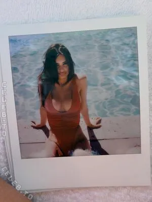 Emily Ratajkowski OnlyFans Leaked Free Thumbnail Picture - #pXJLyiT4ur