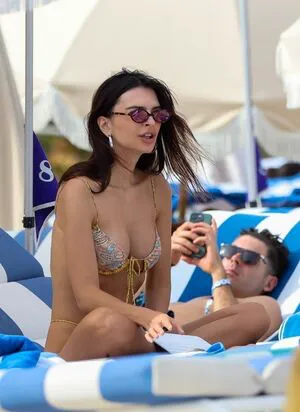 Emily Ratajkowski OnlyFans Leaked Free Thumbnail Picture - #q5QykroHEE