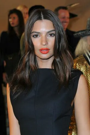 Emily Ratajkowski OnlyFans Leaked Free Thumbnail Picture - #qkKmlGYzqF
