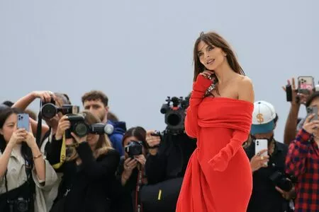 Emily Ratajkowski OnlyFans Leaked Free Thumbnail Picture - #rR17bm9tgB