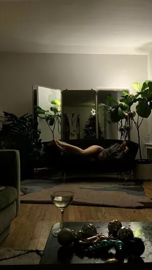 Emily Ratajkowski OnlyFans Leaked Free Thumbnail Picture - #rTXvq0XLt6