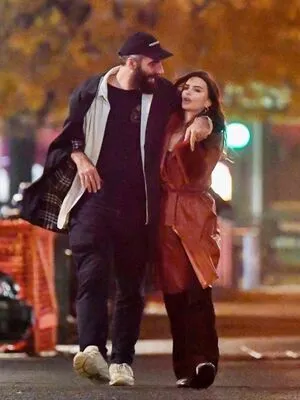 Emily Ratajkowski OnlyFans Leaked Free Thumbnail Picture - #rX3rCixSL9