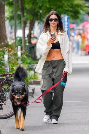 Emily Ratajkowski OnlyFans Leaked Free Thumbnail Picture - #riGYrs2nGD