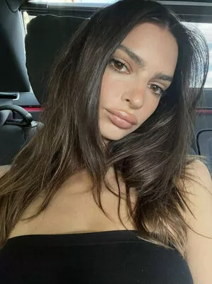 Emily Ratajkowski OnlyFans Leaked Free Thumbnail Picture - #rlI66EYOxM