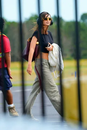 Emily Ratajkowski OnlyFans Leaked Free Thumbnail Picture - #tvDHzOWn66