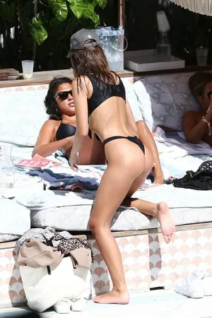 Emily Ratajkowski OnlyFans Leaked Free Thumbnail Picture - #uQEWIOEtTS