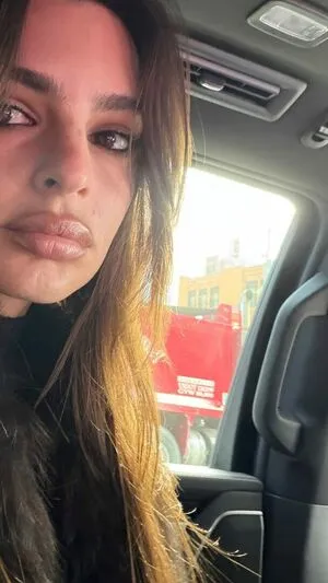 Emily Ratajkowski OnlyFans Leaked Free Thumbnail Picture - #ut6D6Bf1QH