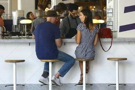 Emily Ratajkowski OnlyFans Leaked Free Thumbnail Picture - #vMOOtv0skt