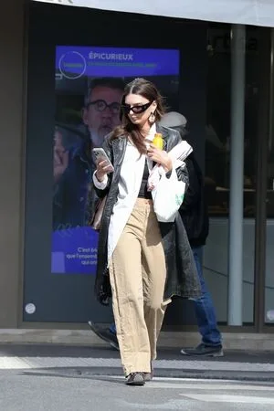 Emily Ratajkowski OnlyFans Leaked Free Thumbnail Picture - #vhOopEPfEh