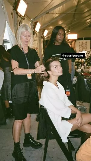 Emily Ratajkowski OnlyFans Leaked Free Thumbnail Picture - #w0Jp14gSqE