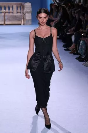 Emily Ratajkowski OnlyFans Leaked Free Thumbnail Picture - #wAv8fO2ouw