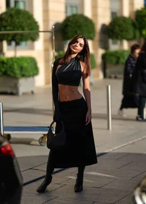 Emily Ratajkowski OnlyFans Leaked Free Thumbnail Picture - #wBKkoadPlS