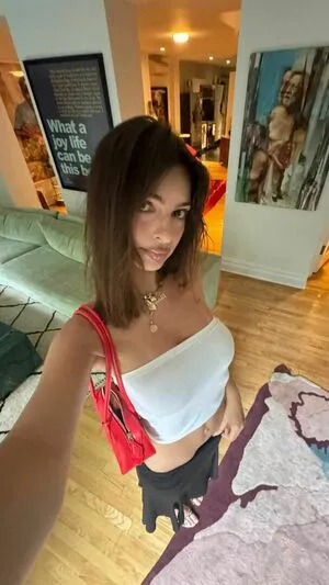 Emily Ratajkowski OnlyFans Leaked Free Thumbnail Picture - #wBbcbSKtpD