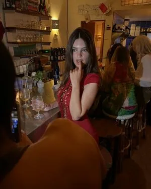 Emily Ratajkowski OnlyFans Leaked Free Thumbnail Picture - #wBwsNzes2Z