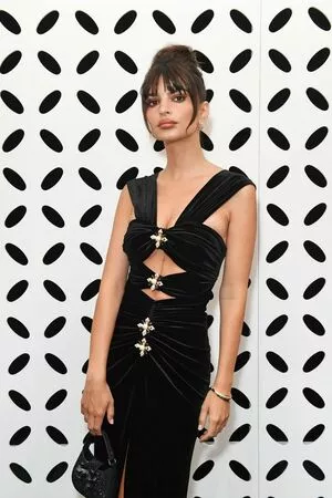 Emily Ratajkowski OnlyFans Leaked Free Thumbnail Picture - #whix5fYDFR