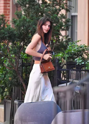 Emily Ratajkowski OnlyFans Leaked Free Thumbnail Picture - #wyRRXiQwuL