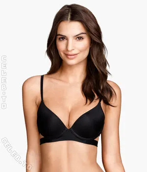 Emily Ratajkowski OnlyFans Leaked Free Thumbnail Picture - #x1ynJt3RPS