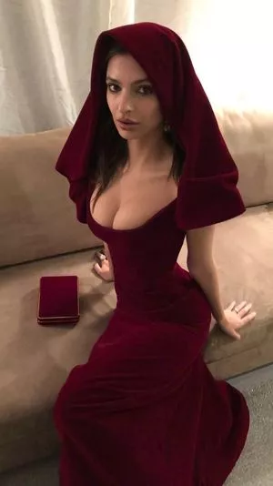 Emily Ratajkowski OnlyFans Leaked Free Thumbnail Picture - #xlWwihoLM5
