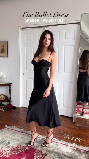 Emily Ratajkowski OnlyFans Leaked Free Thumbnail Picture - #xnAvgAIxf8