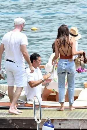 Emily Ratajkowski OnlyFans Leaked Free Thumbnail Picture - #y9eUUoy1yZ