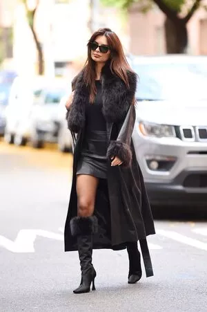 Emily Ratajkowski OnlyFans Leaked Free Thumbnail Picture - #yAFB1hf2dZ