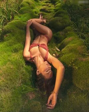 Emily Ratajkowski OnlyFans Leaked Free Thumbnail Picture - #yYletREM91
