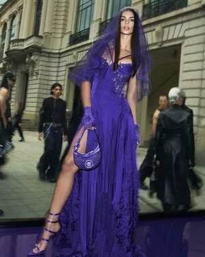 Emily Ratajkowski OnlyFans Leaked Free Thumbnail Picture - #yq57hsudIz