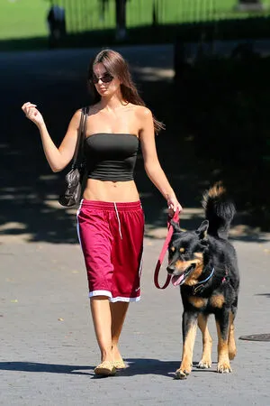 Emily Ratajkowski OnlyFans Leaked Free Thumbnail Picture - #z5NBskDGhx
