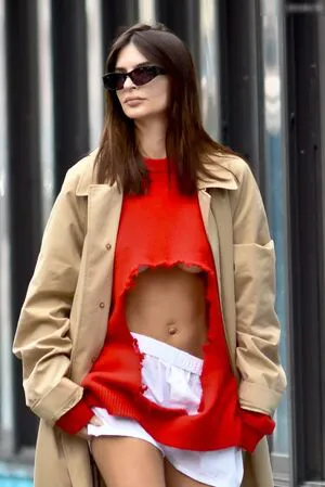 Emily Ratajkowski OnlyFans Leaked Free Thumbnail Picture - #zAeBhLFfB0