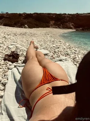 Emily Ren OnlyFans Leaked Free Thumbnail Picture - #3q0ez3HbSt