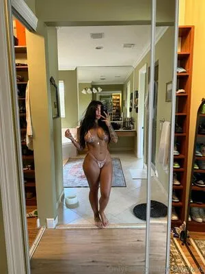 Emily Rinaudo OnlyFans Leaked Free Thumbnail Picture - #fn7xC36T1j