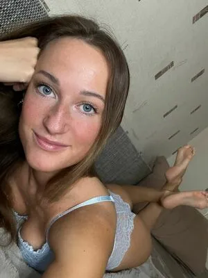 Emily Rose OnlyFans Leaked Free Thumbnail Picture - #B4owzs6dP4