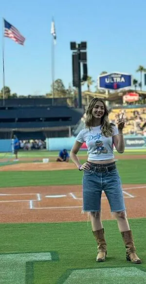 Emily Rudd OnlyFans Leaked Free Thumbnail Picture - #zLon3BIwwq