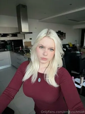Emily Schwarz OnlyFans Leaked Free Thumbnail Picture - #6QME5vae1F