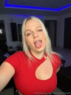 Emily Schwarz OnlyFans Leaked Free Thumbnail Picture - #actvtFCxur