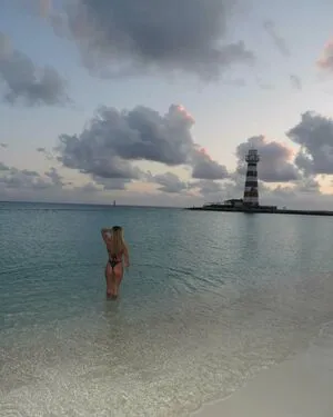 Emily Sentner OnlyFans Leaked Free Thumbnail Picture - #Hy7SV1eiNr