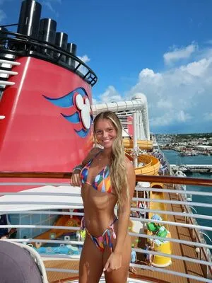 Emily Sentner OnlyFans Leaked Free Thumbnail Picture - #QMtMccrcem