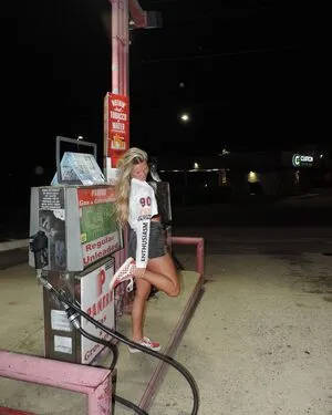 Emily Sentner OnlyFans Leaked Free Thumbnail Picture - #o86kanqAs4