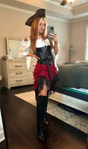 Emily Shaw OnlyFans Leaked Free Thumbnail Picture - #0ZUkpuwY8q