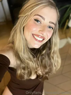 Emily Smith OnlyFans Leaked Free Thumbnail Picture - #RmbYRRLnZ6