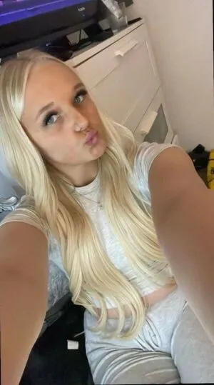 Emily Snowden OnlyFans Leaked Free Thumbnail Picture - #OYj3rfZwfO