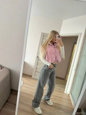 Emily Sweety OnlyFans Leaked Free Thumbnail Picture - #TspSycMMyO