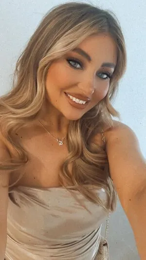 Emily T OnlyFans Leaked Free Thumbnail Picture - #4iKo7SLHRS